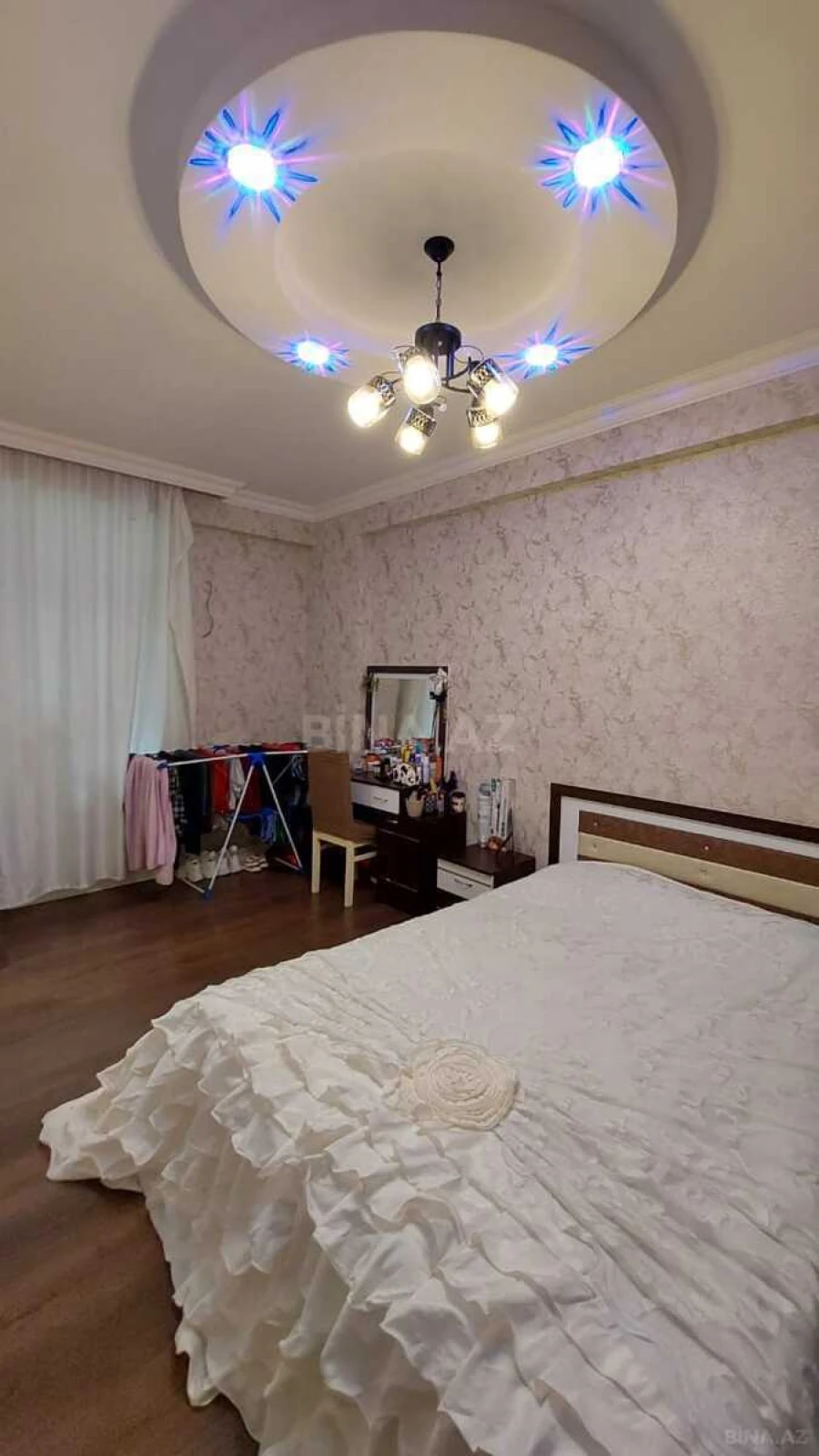 Satılır 2 otaqlı mənzil 55.5 m²
