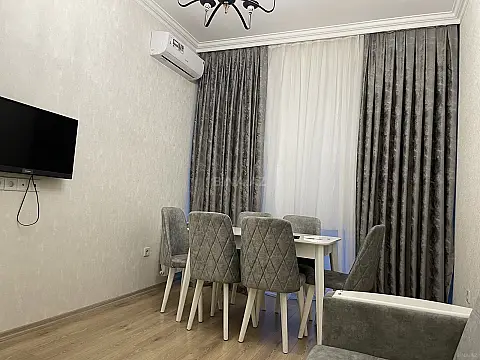Kirayə verilir 2 otaqlı mənzil 50 m²