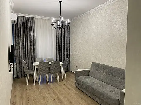Kirayə verilir 2 otaqlı mənzil 50 m²