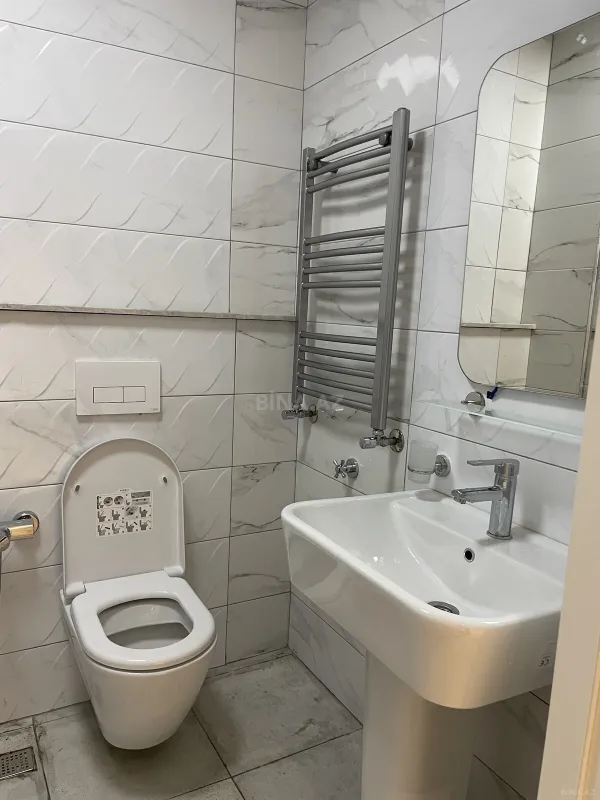 Kirayə verilir 2 otaqlı mənzil 50 m²