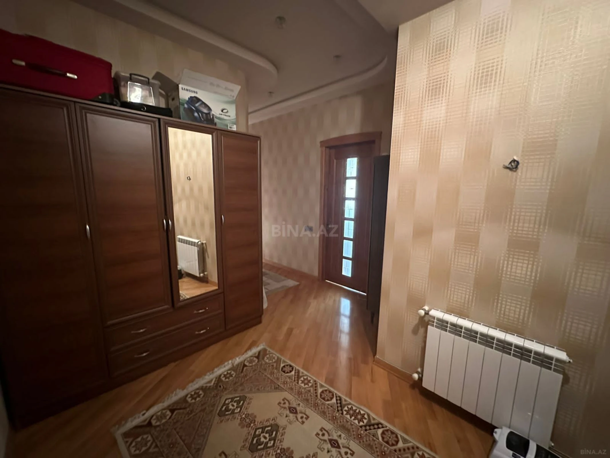 Kirayə verilir 2 otaqlı mənzil 80 m²