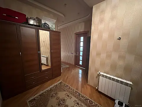 Kirayə verilir 2 otaqlı mənzil 80 m²