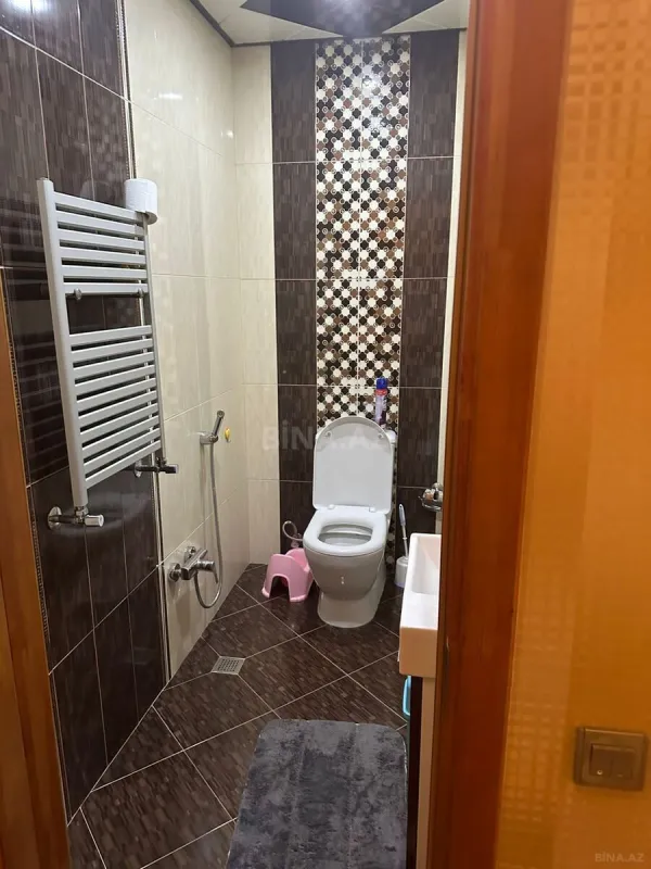 Kirayə verilir 2 otaqlı mənzil 80 m²