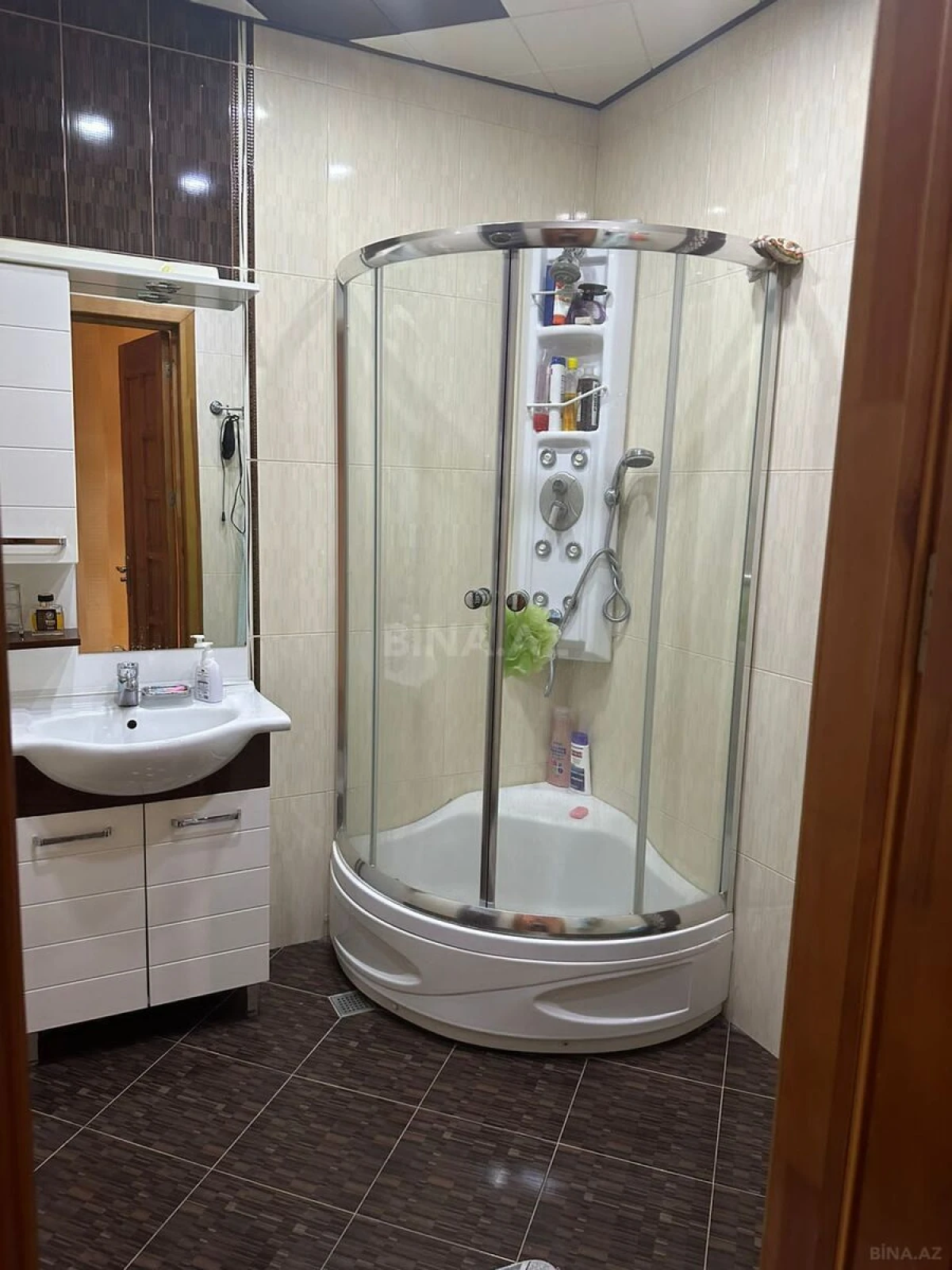 Kirayə verilir 2 otaqlı mənzil 80 m²