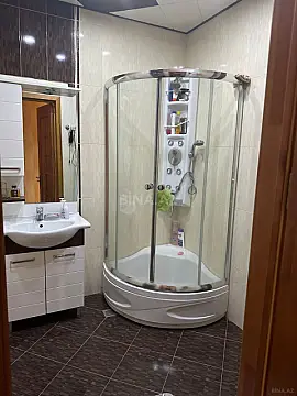 Kirayə verilir 2 otaqlı mənzil 80 m²