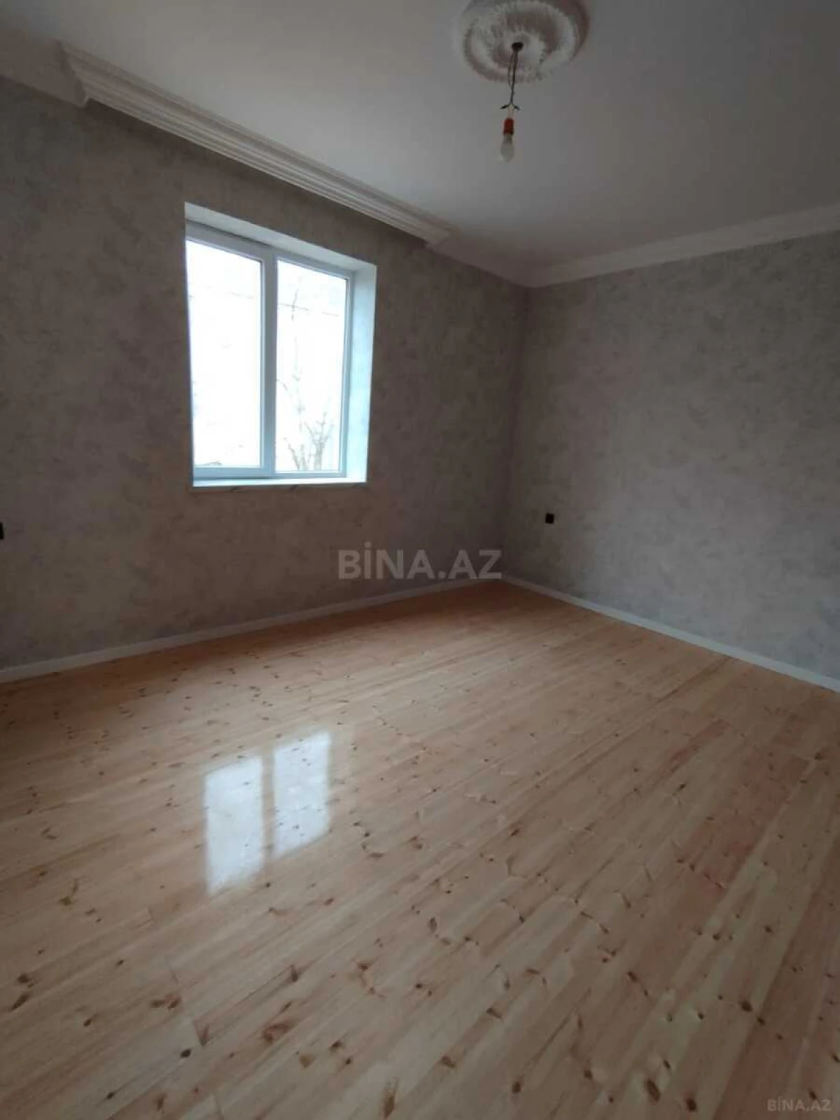 Satılır 4 otaqlı həyət evi 120 m²