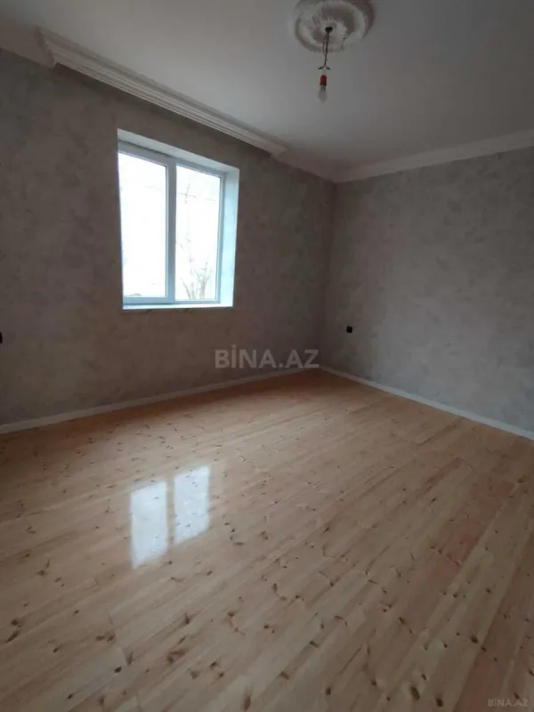Satılır 4 otaqlı həyət evi 120 m²