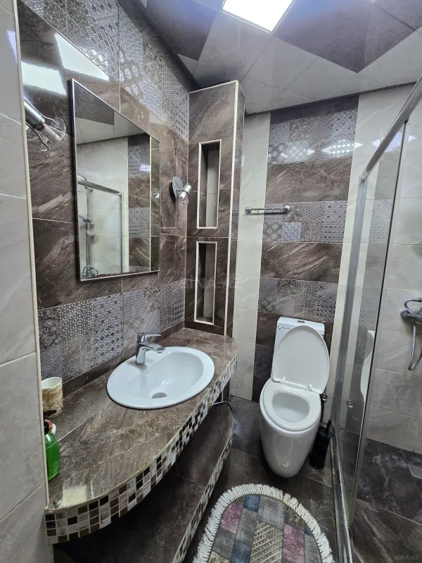 Kirayə verilir 4 otaqlı mənzil 112 m²