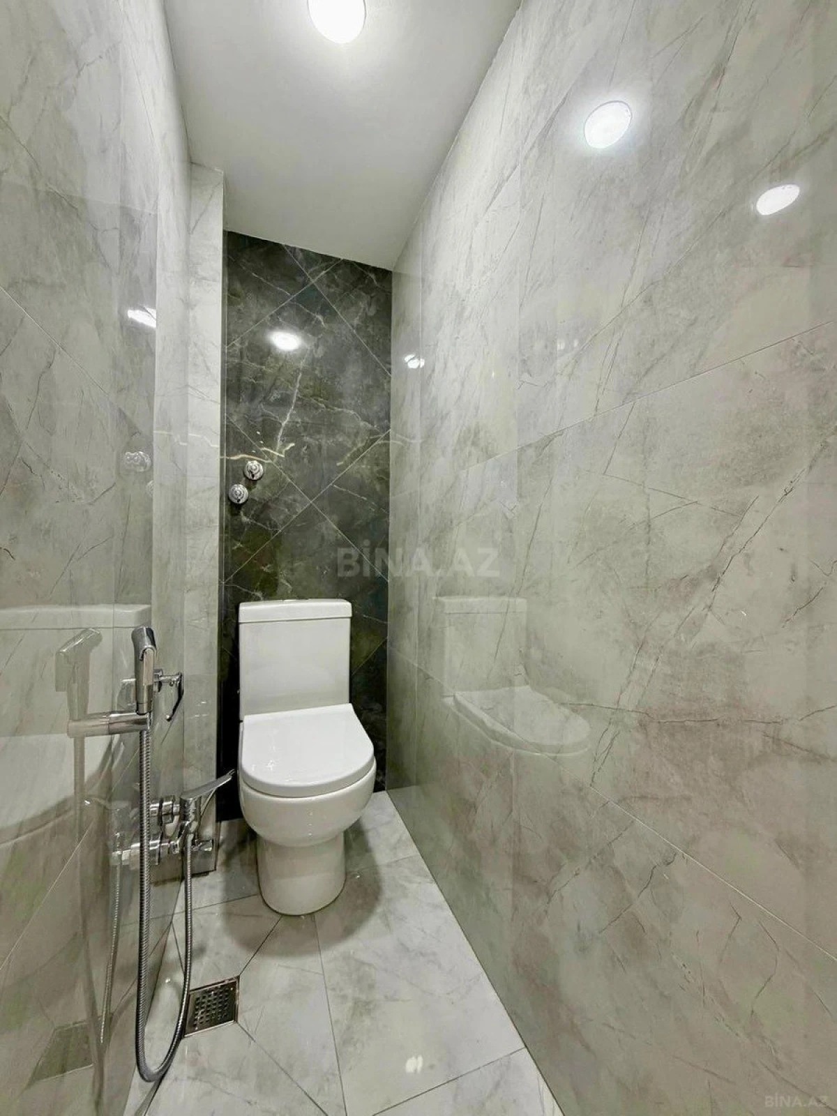 Satılır 3 otaqlı mənzil 70 m²