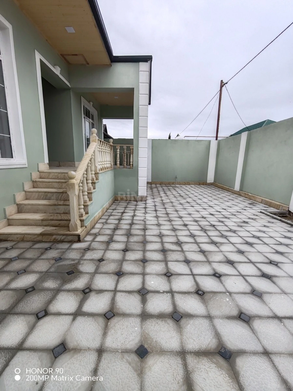 Satılır 4 otaqlı həyət evi 110 m²