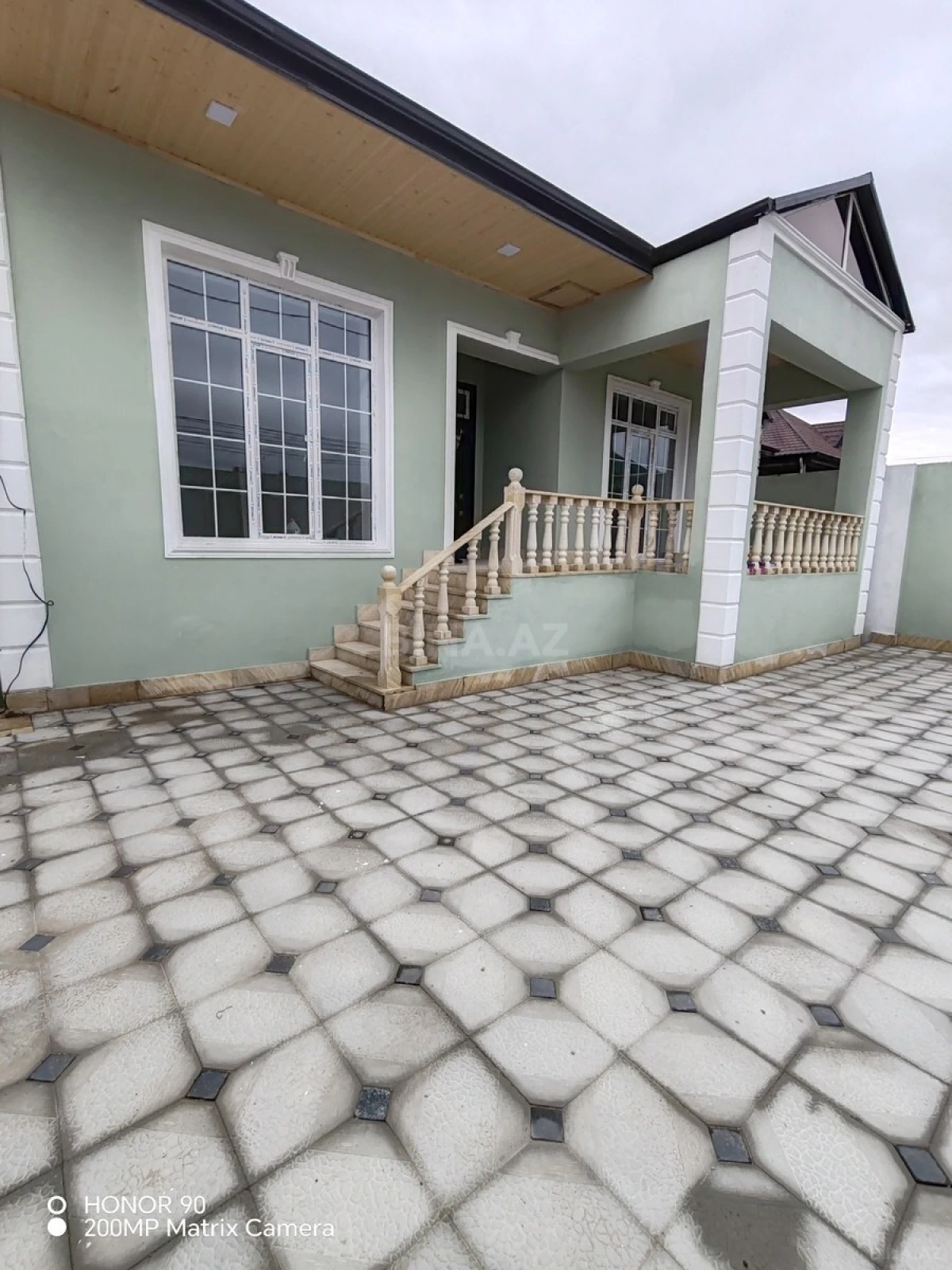 Satılır 4 otaqlı həyət evi 110 m²