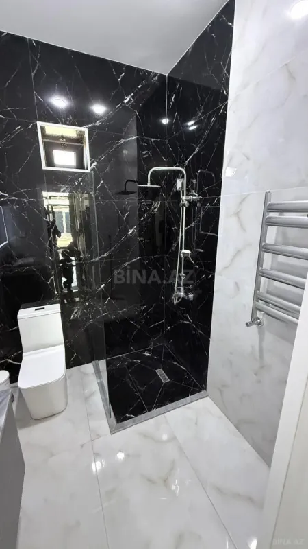 Satılır 4 otaqlı həyət evi 165 m²