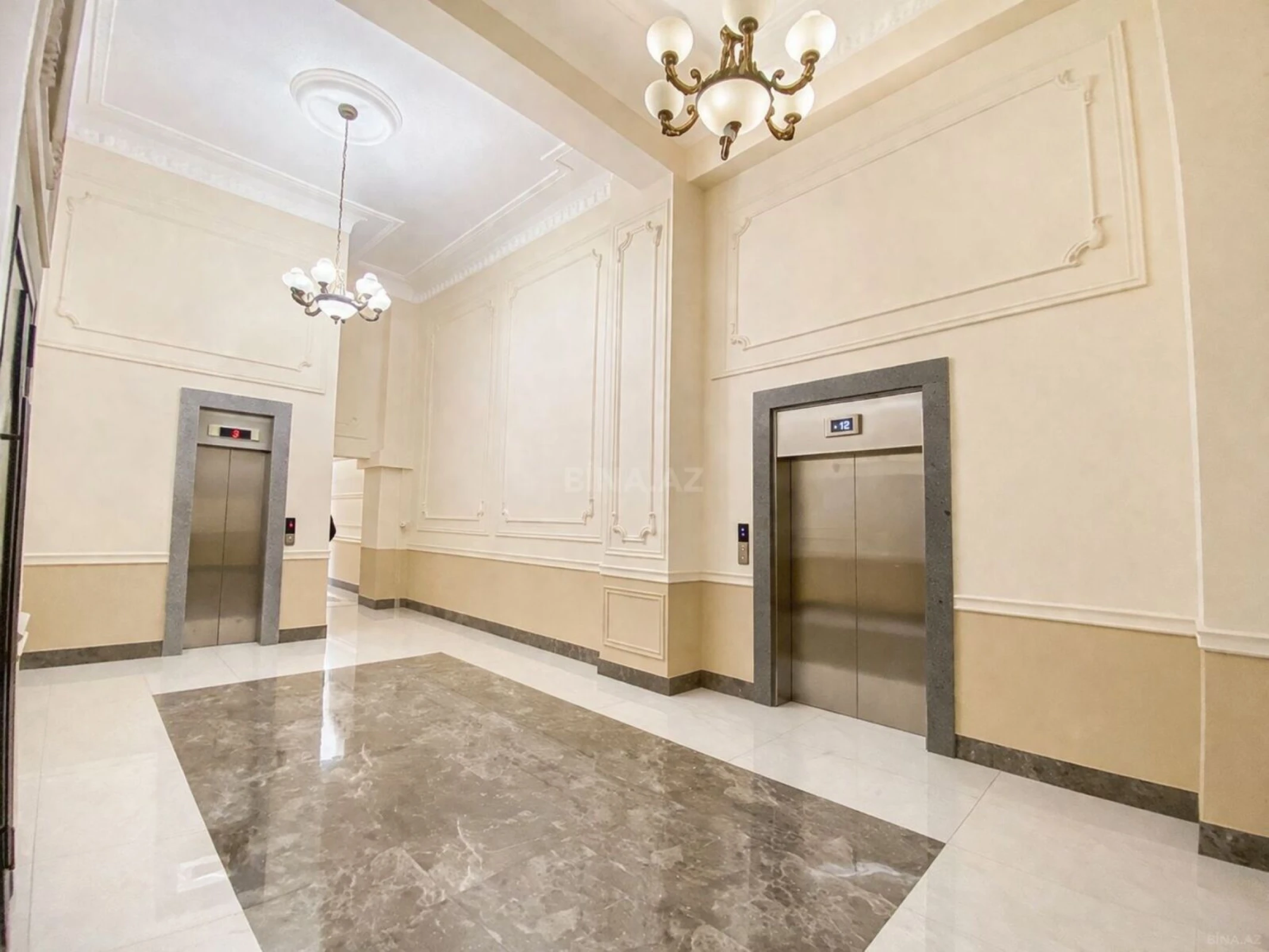 Satılır 3 otaqlı mənzil 170 m²