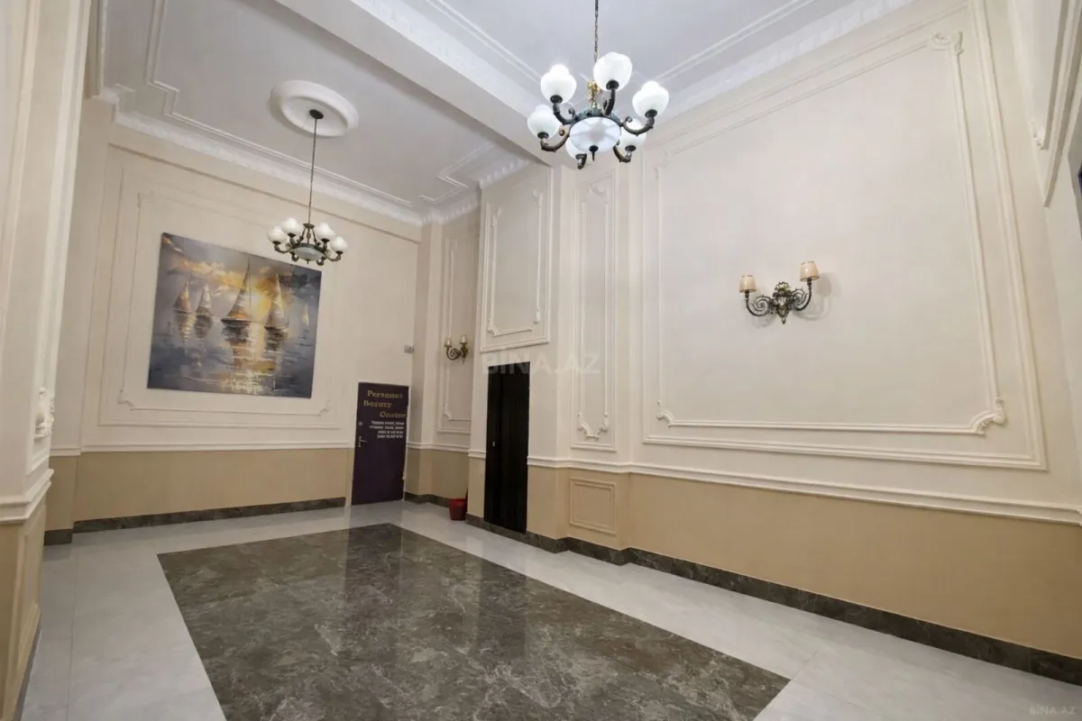 Satılır 3 otaqlı mənzil 170 m²