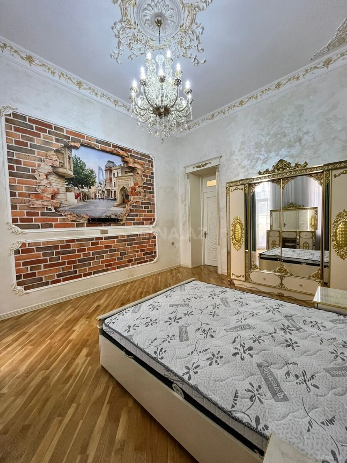 Kirayə verilir 2 otaqlı mənzil 75 m²