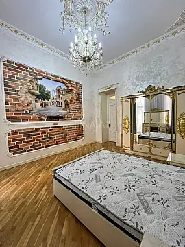 Kirayə verilir 2 otaqlı mənzil 75 m²