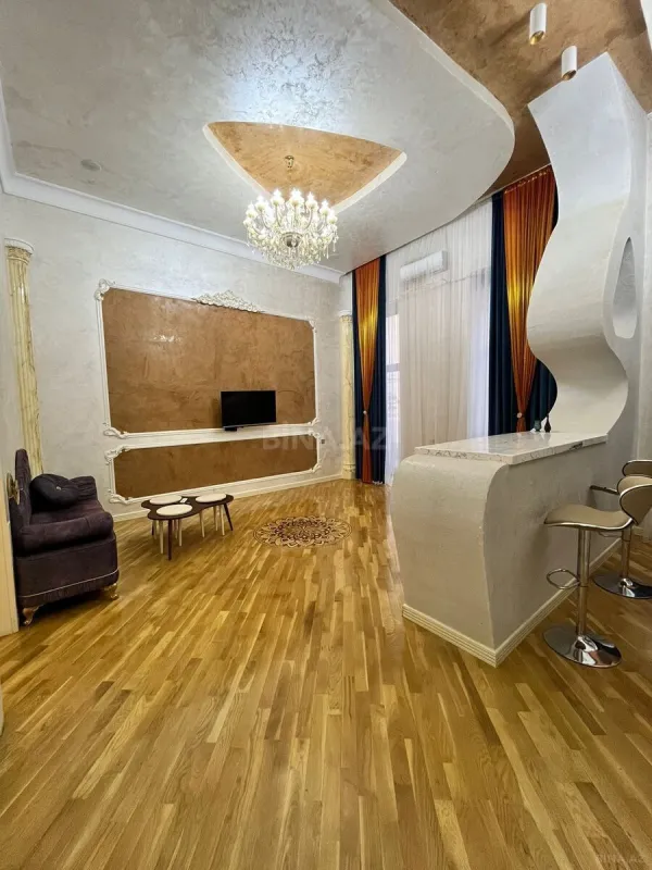 Kirayə verilir 2 otaqlı mənzil 75 m²
