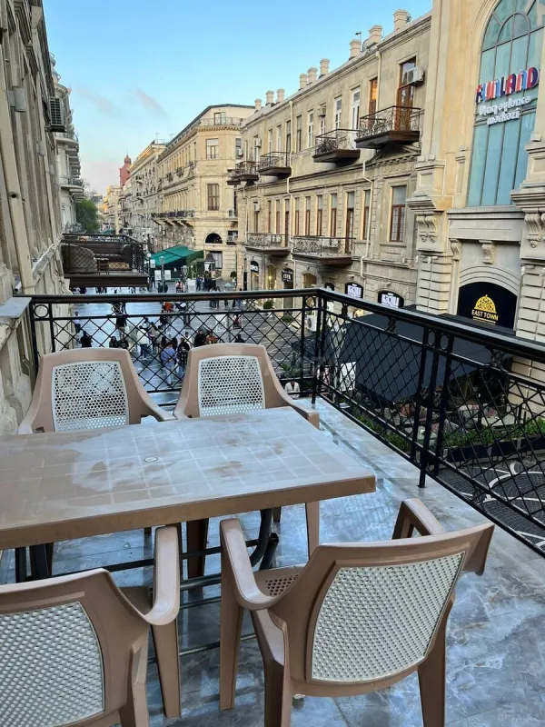 Kirayə verilir 2 otaqlı mənzil 75 m²