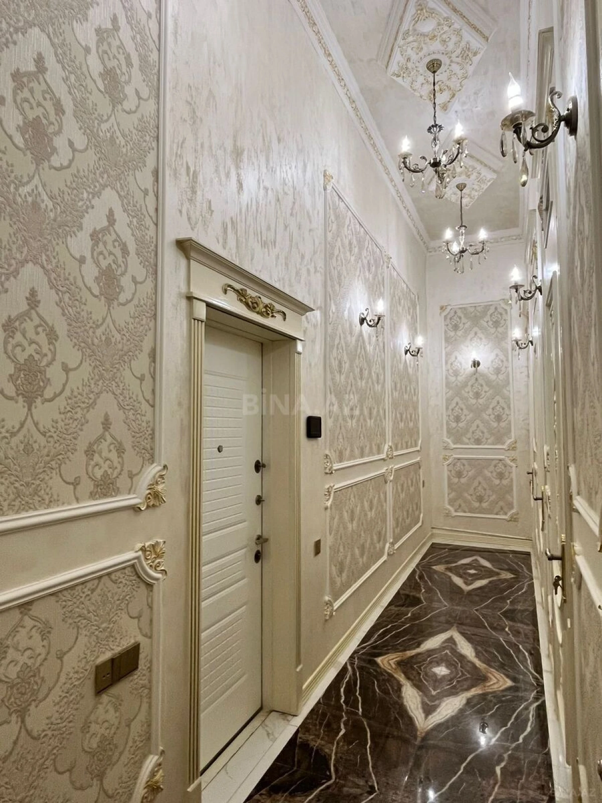 Kirayə verilir 2 otaqlı mənzil 75 m²