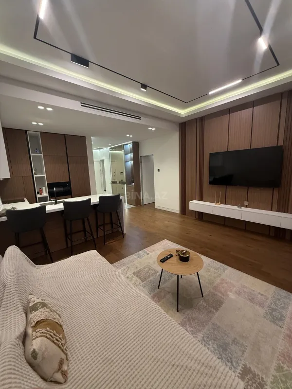 Satılır 3 otaqlı mənzil 93 m²