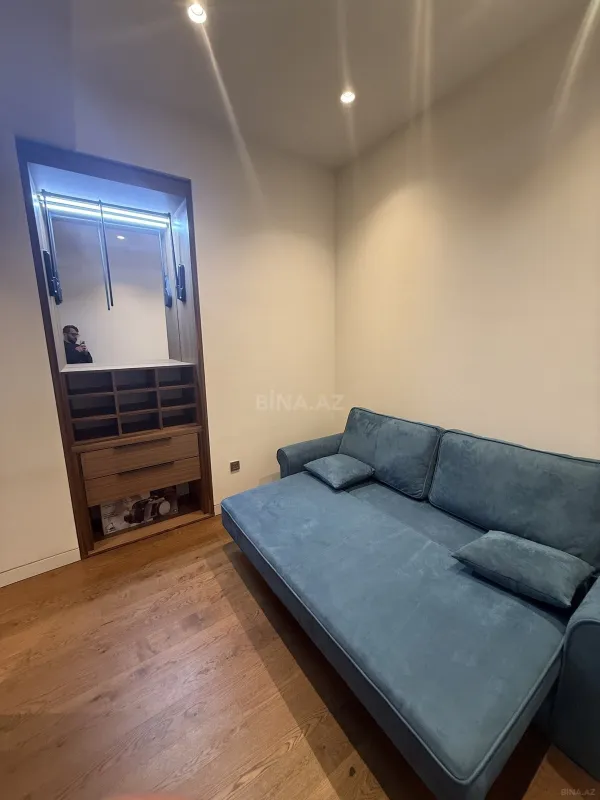 Satılır 3 otaqlı mənzil 93 m²