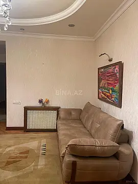 Kirayə verilir 4 otaqlı mənzil 160 m²
