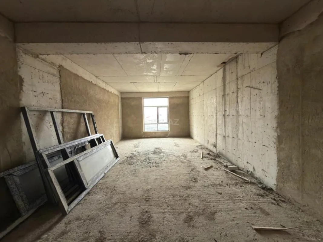 Satılır 3 otaqlı mənzil 144 m²