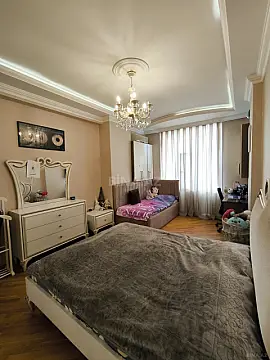 Satılır 3 otaqlı mənzil 123 m²