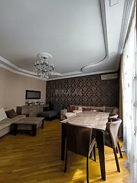 Satılır 3 otaqlı mənzil 123 m²