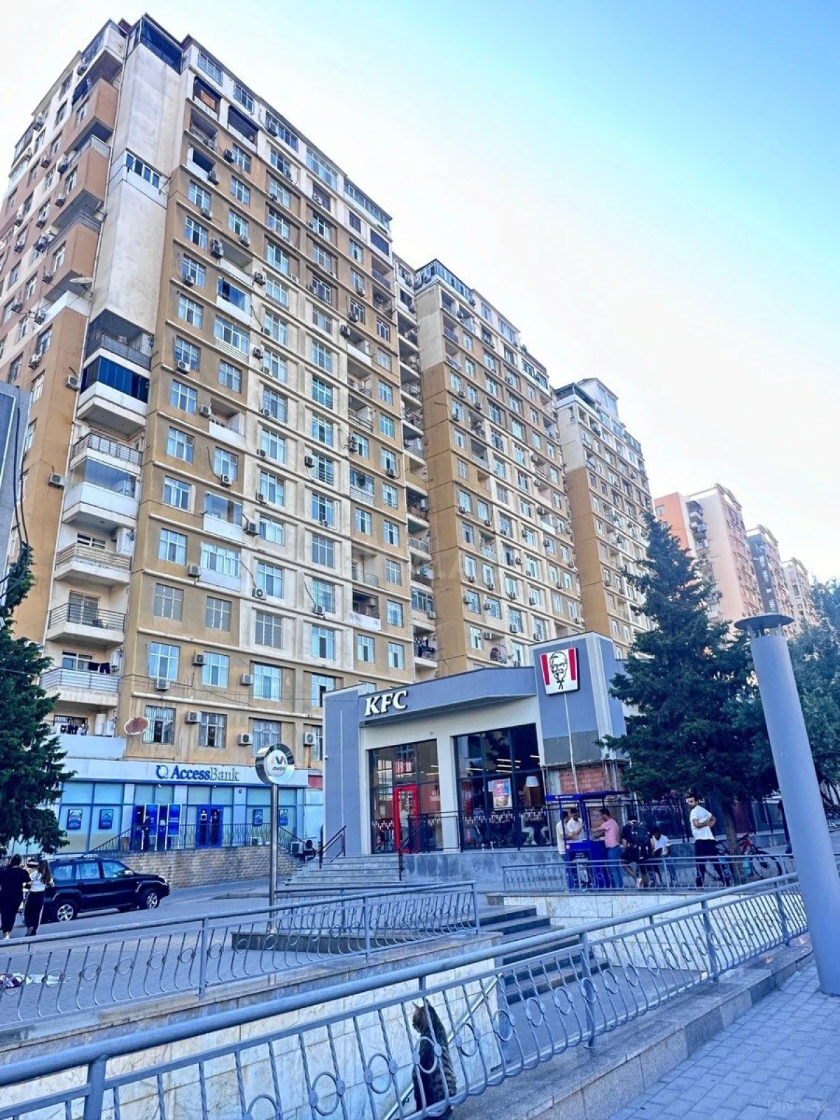Satılır 3 otaqlı mənzil 123 m²