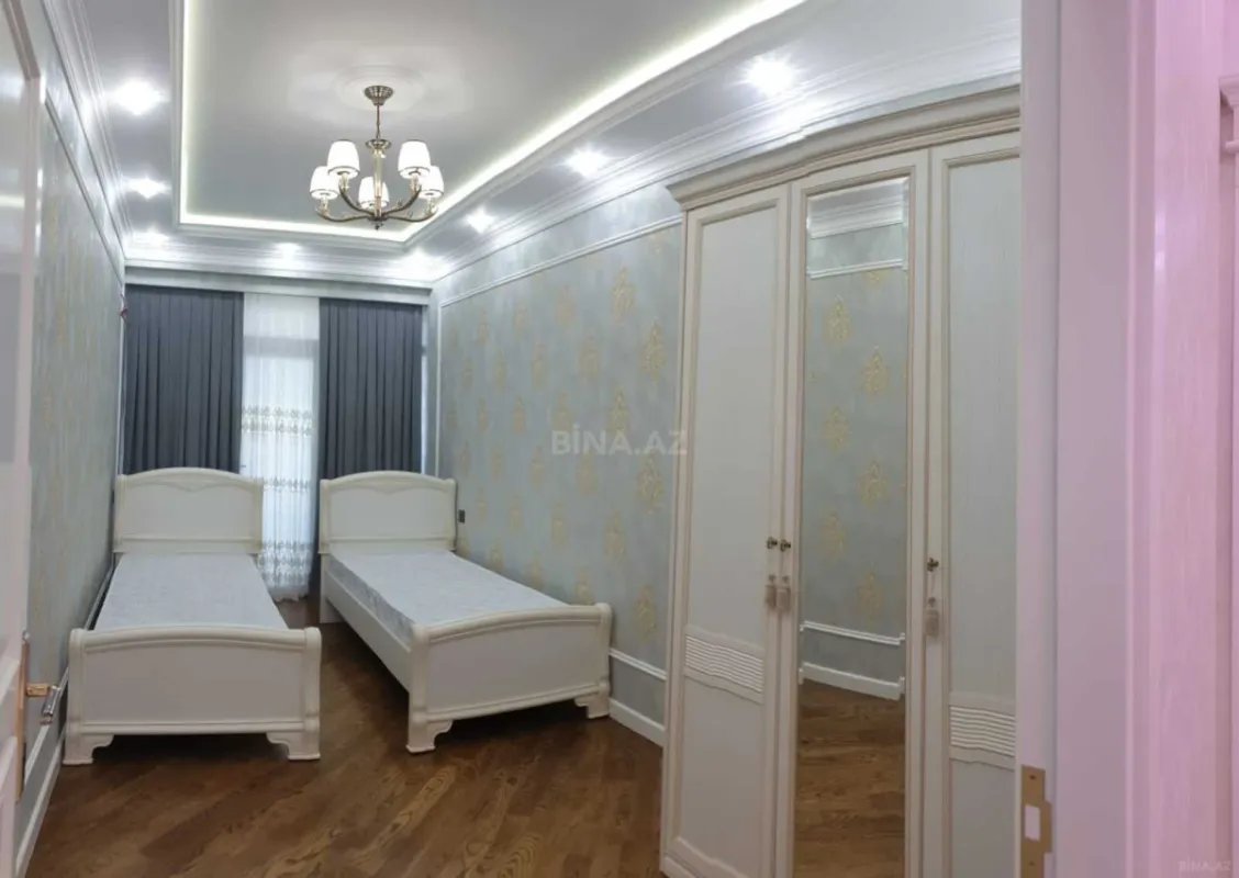 Kirayə verilir 3 otaqlı mənzil 110 m²