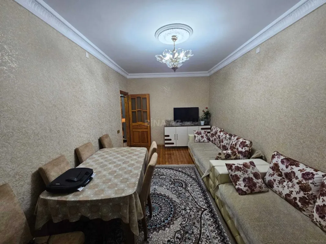 Satılır 3 otaqlı mənzil 60 m²
