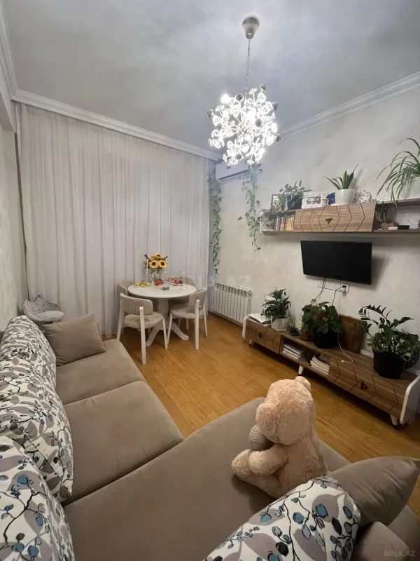 Satılır 2 otaqlı mənzil 45 m²