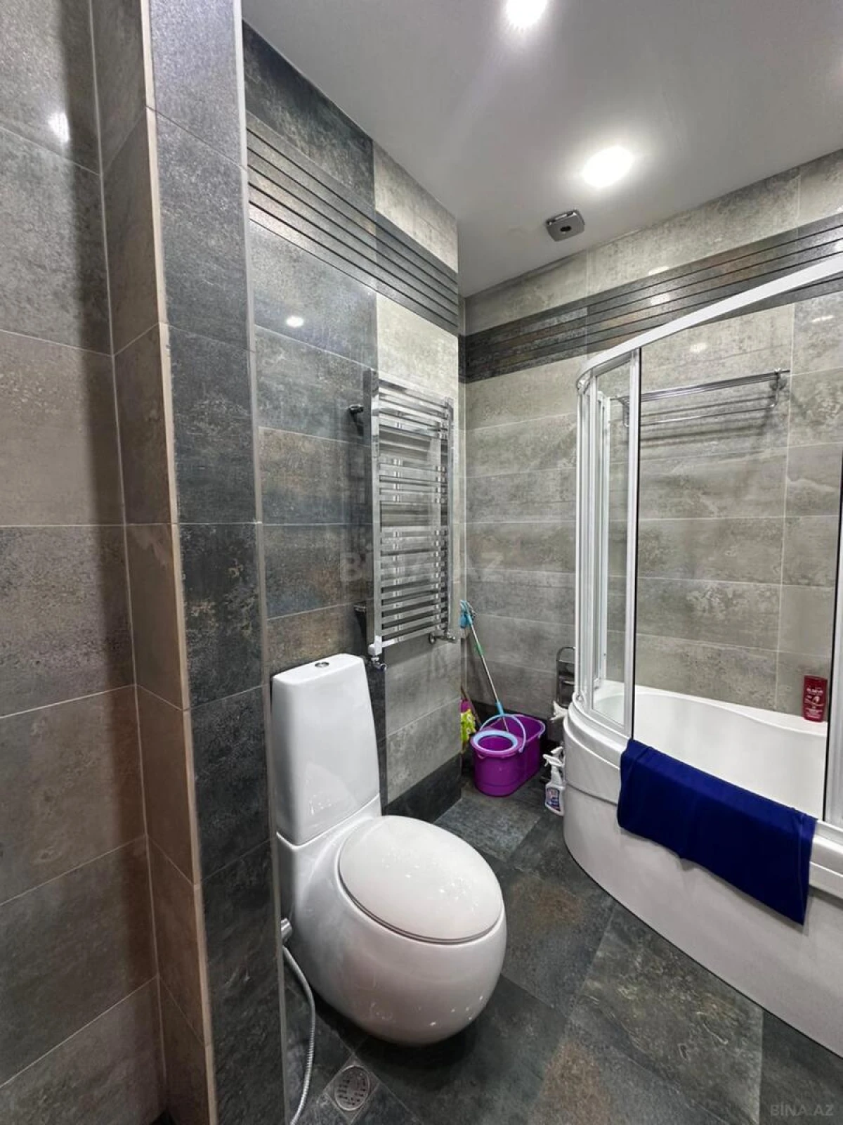 Kirayə verilir 3 otaqlı mənzil 138 m²