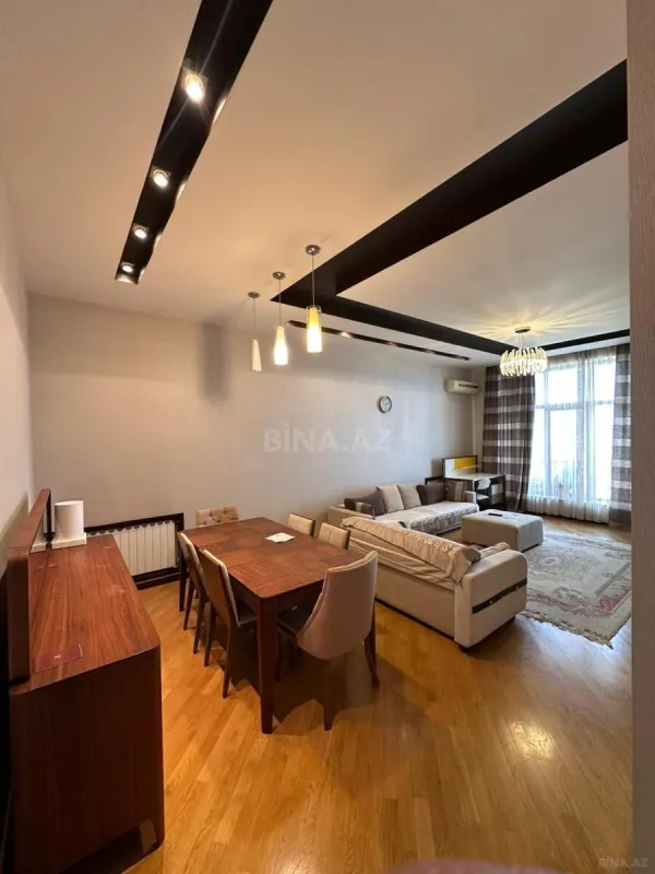 Kirayə verilir 3 otaqlı mənzil 138 m²