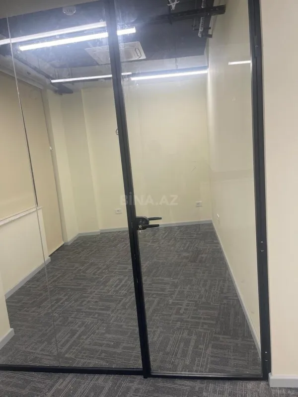 Kirayə verilir 4 otaqlı ofis 200 m²