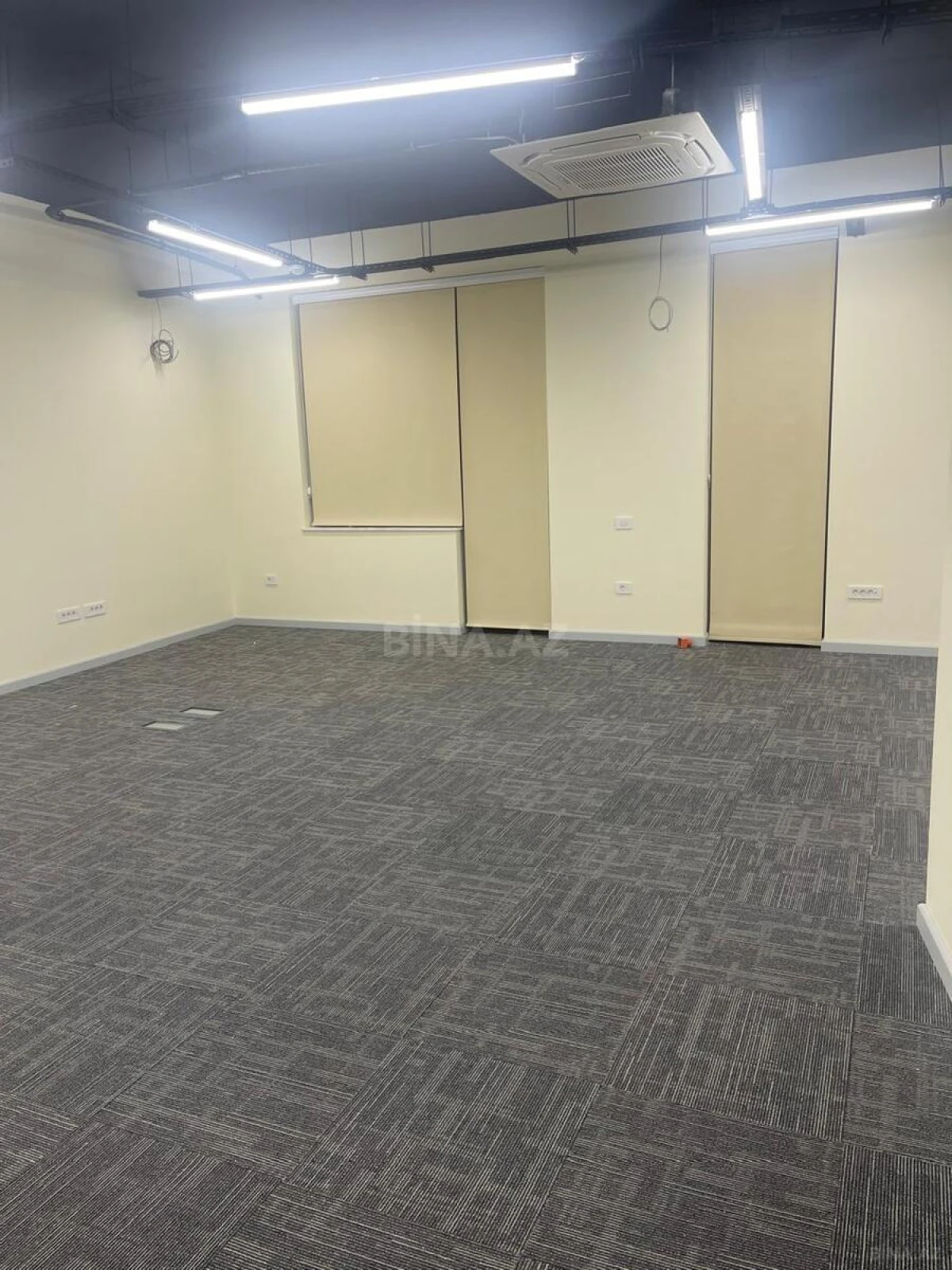 Kirayə verilir 4 otaqlı ofis 200 m²