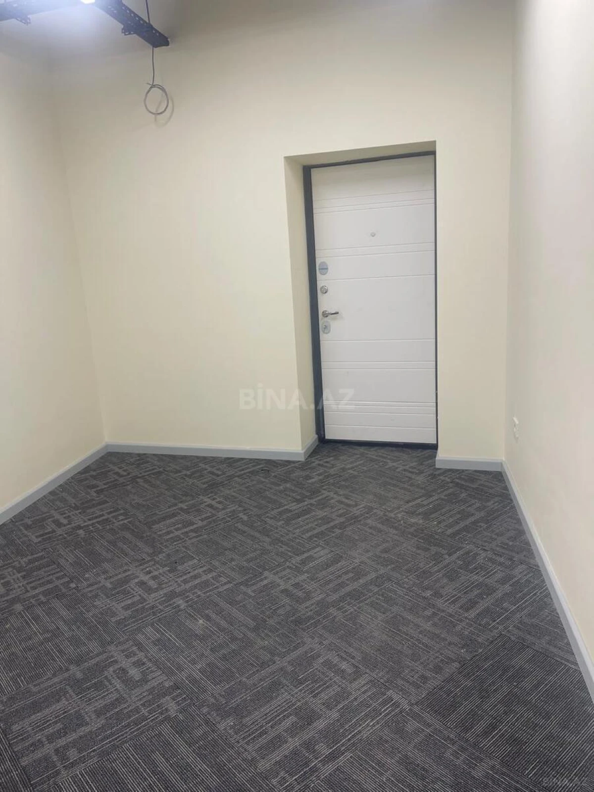 Kirayə verilir 4 otaqlı ofis 200 m²