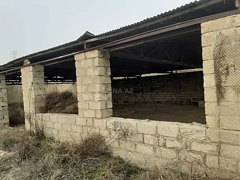 Satılır torpaq sahəsi 200 m²