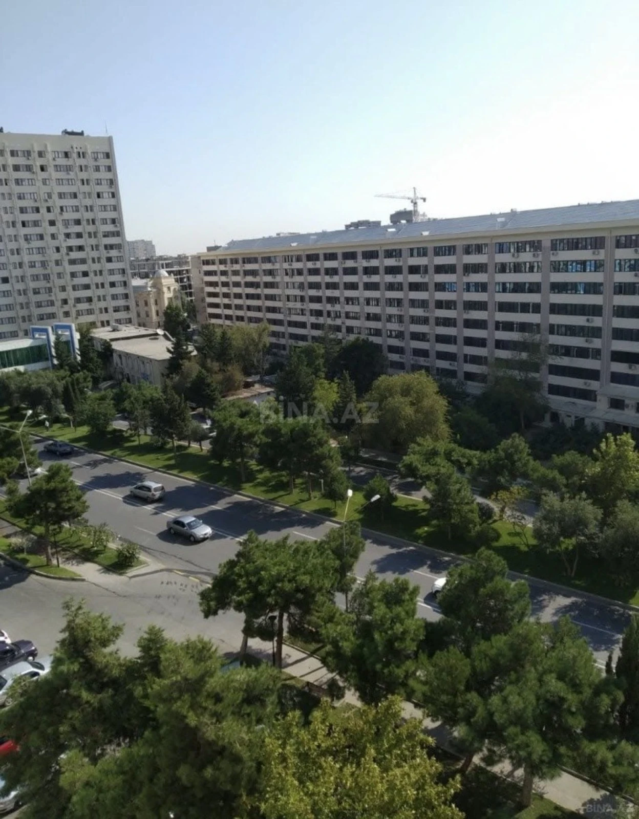 Satılır 5 otaqlı mənzil 120 m²