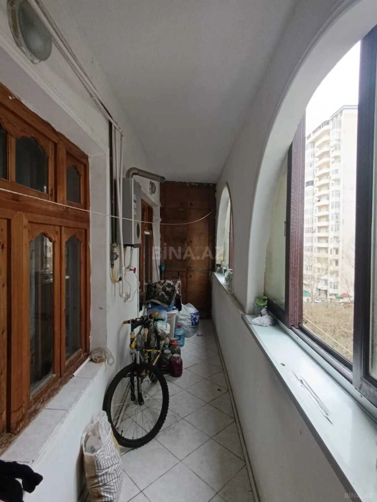 Satılır 5 otaqlı mənzil 120 m²