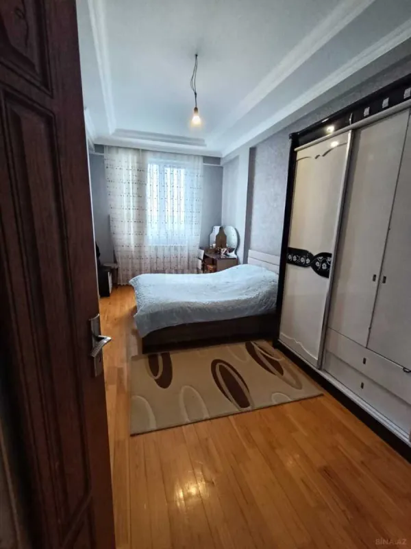Kirayə verilir 3 otaqlı mənzil 100 m²