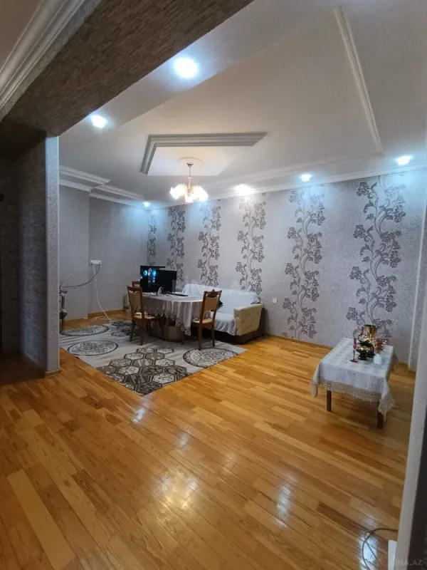 Kirayə verilir 3 otaqlı mənzil 100 m²