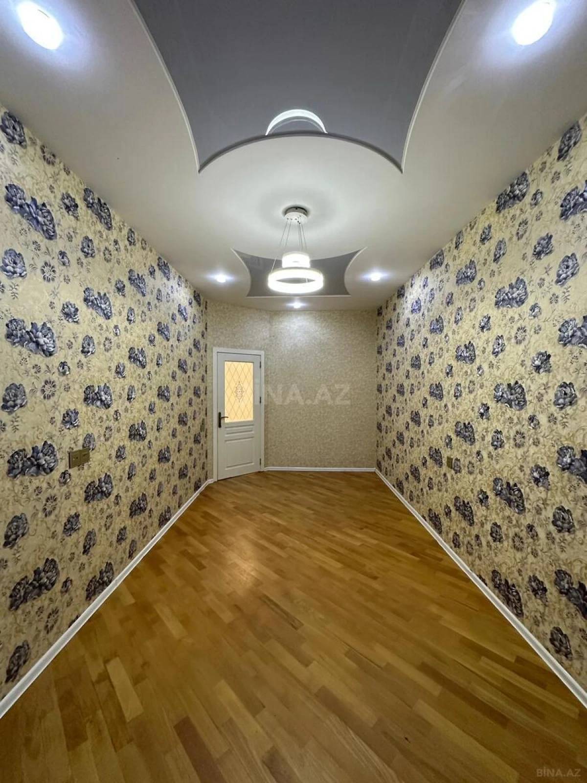 Kirayə verilir 2 otaqlı mənzil 64 m²