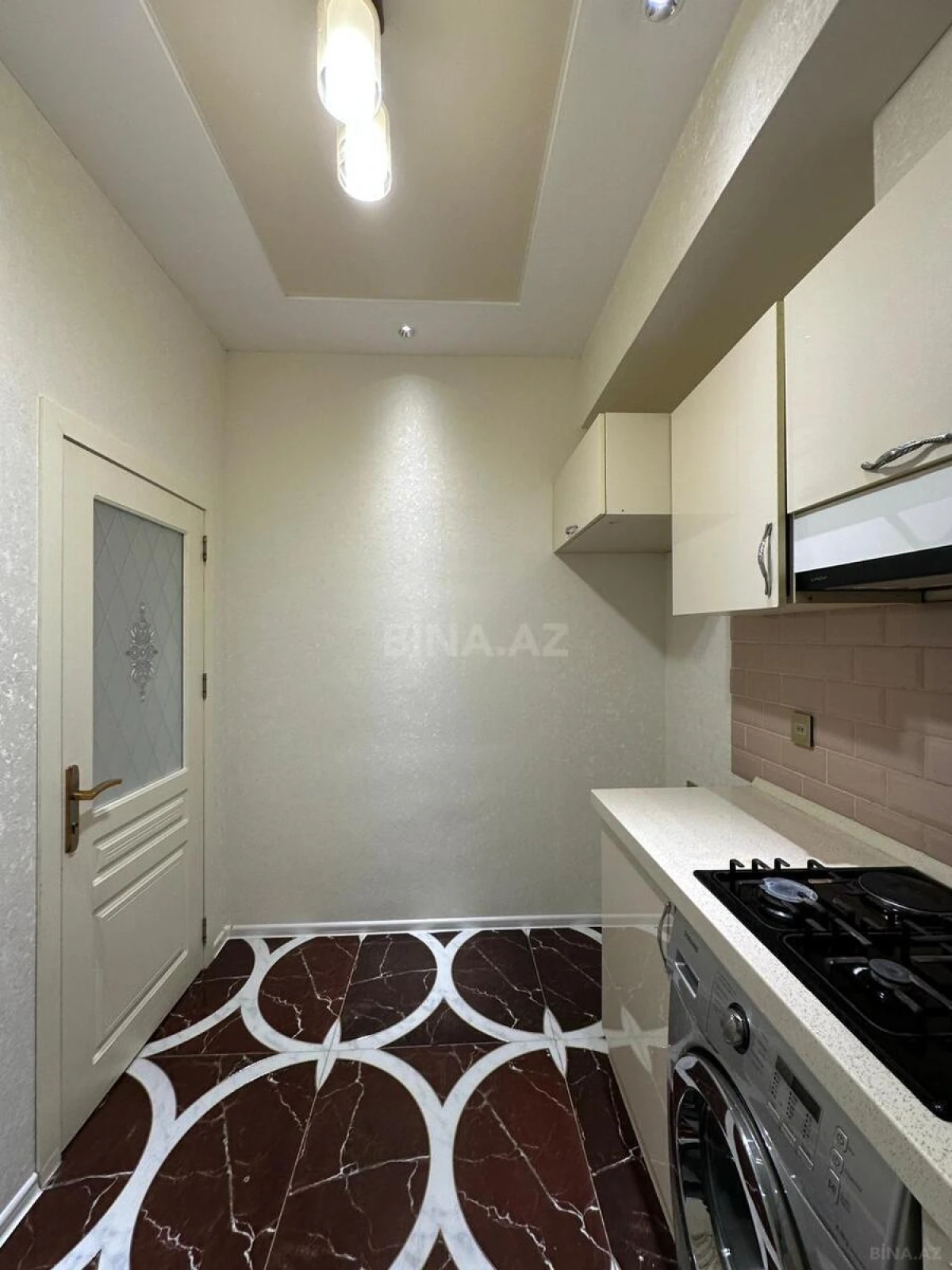 Kirayə verilir 2 otaqlı mənzil 64 m²