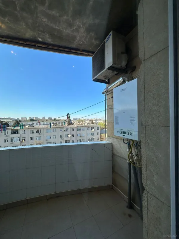 Satılır 4 otaqlı mənzil 186 m²