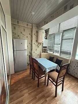 Kirayə verilir 2 otaqlı mənzil 65 m²