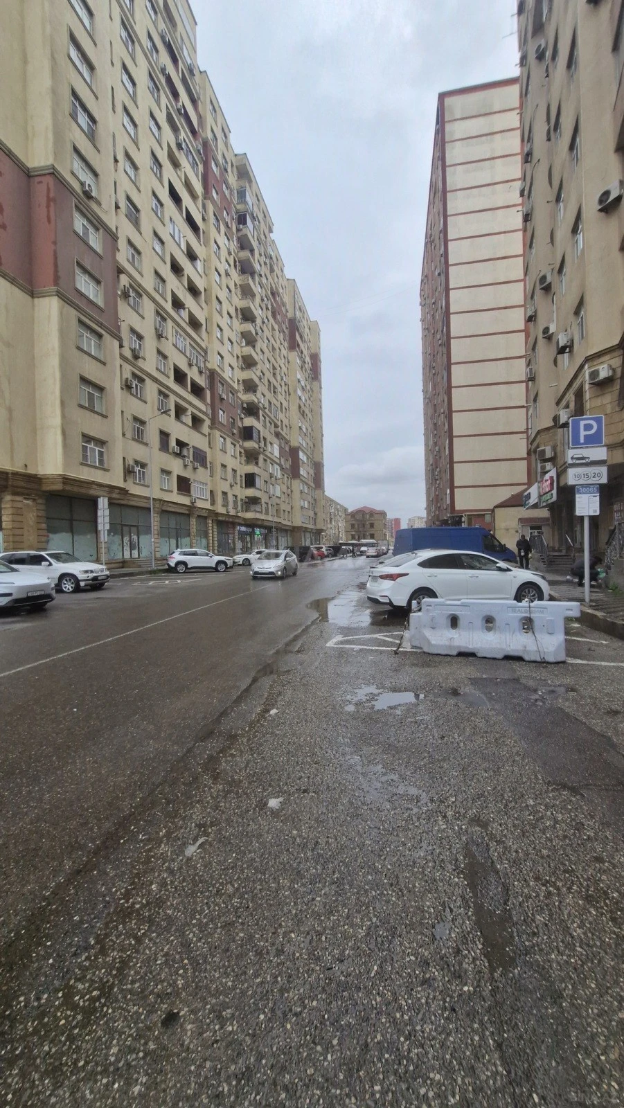 Kirayə verilir 2 otaqlı mənzil 70 m²