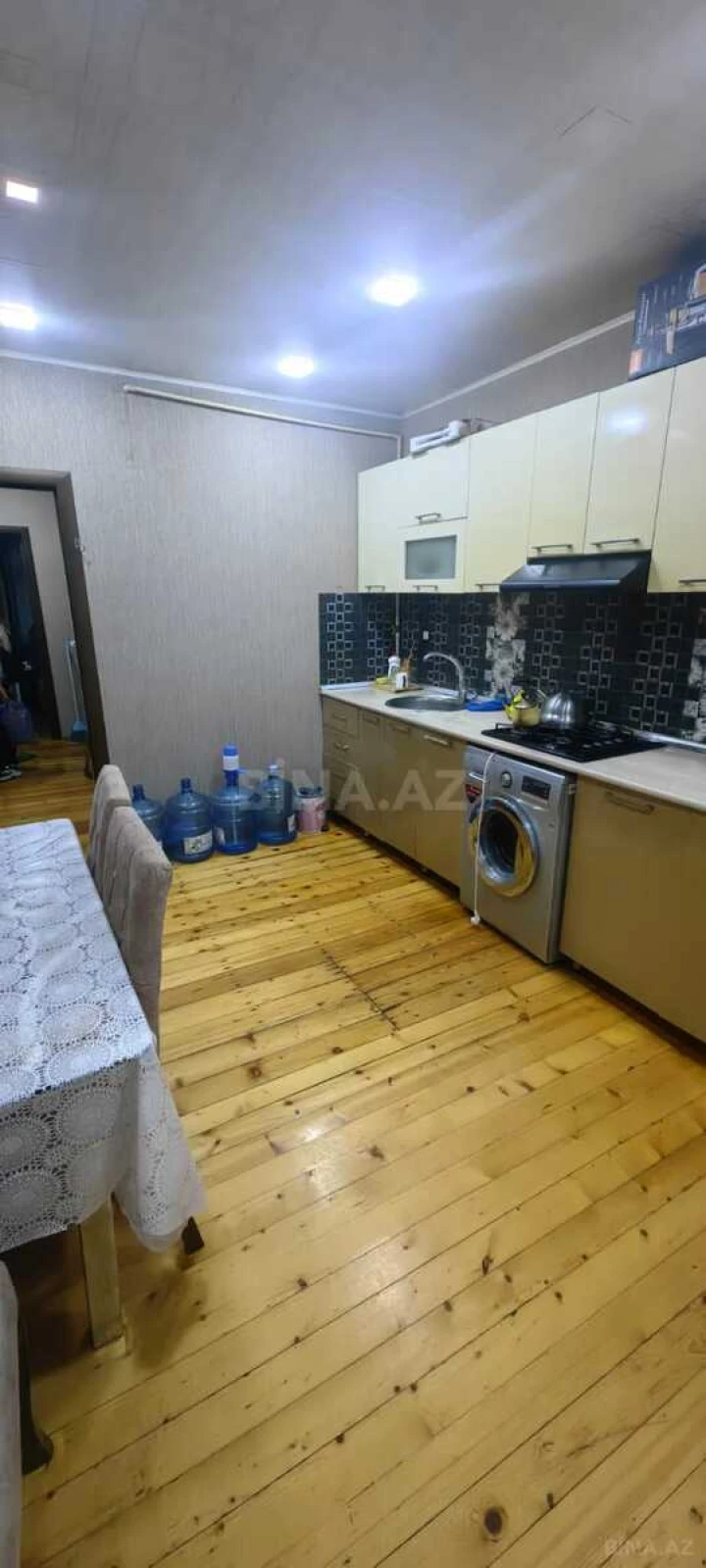 Satılır 2 otaqlı mənzil 60 m²