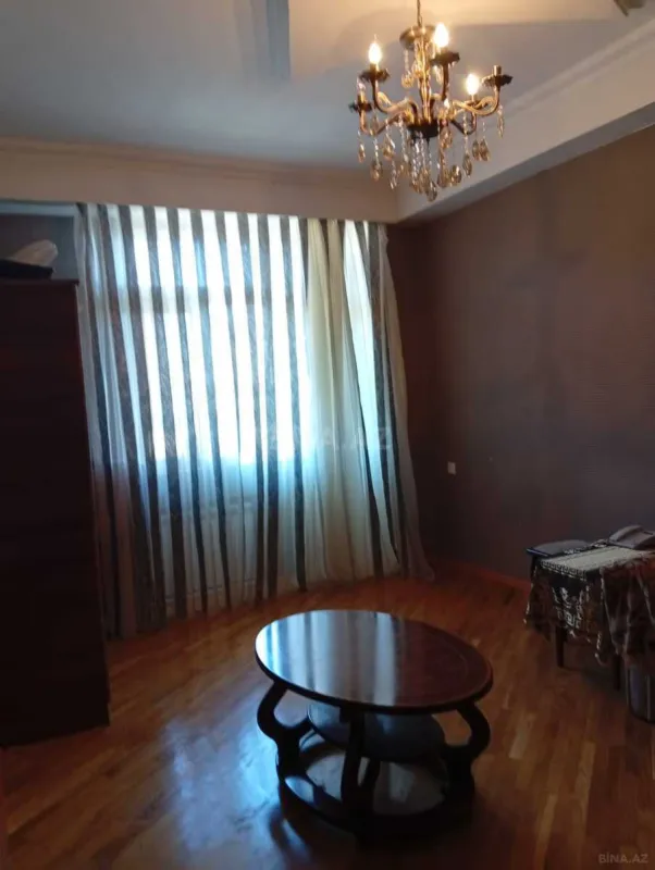 Satılır 1 otaqlı mənzil 50 m²